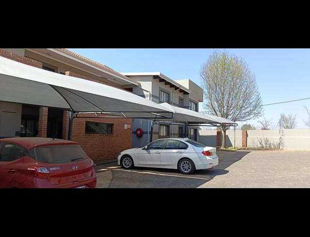 2 BEDROOM APARTMENT FOR SALE IN RYNFIELD